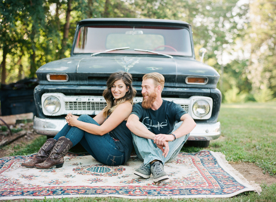 greensboro-farm-engagement-session-16