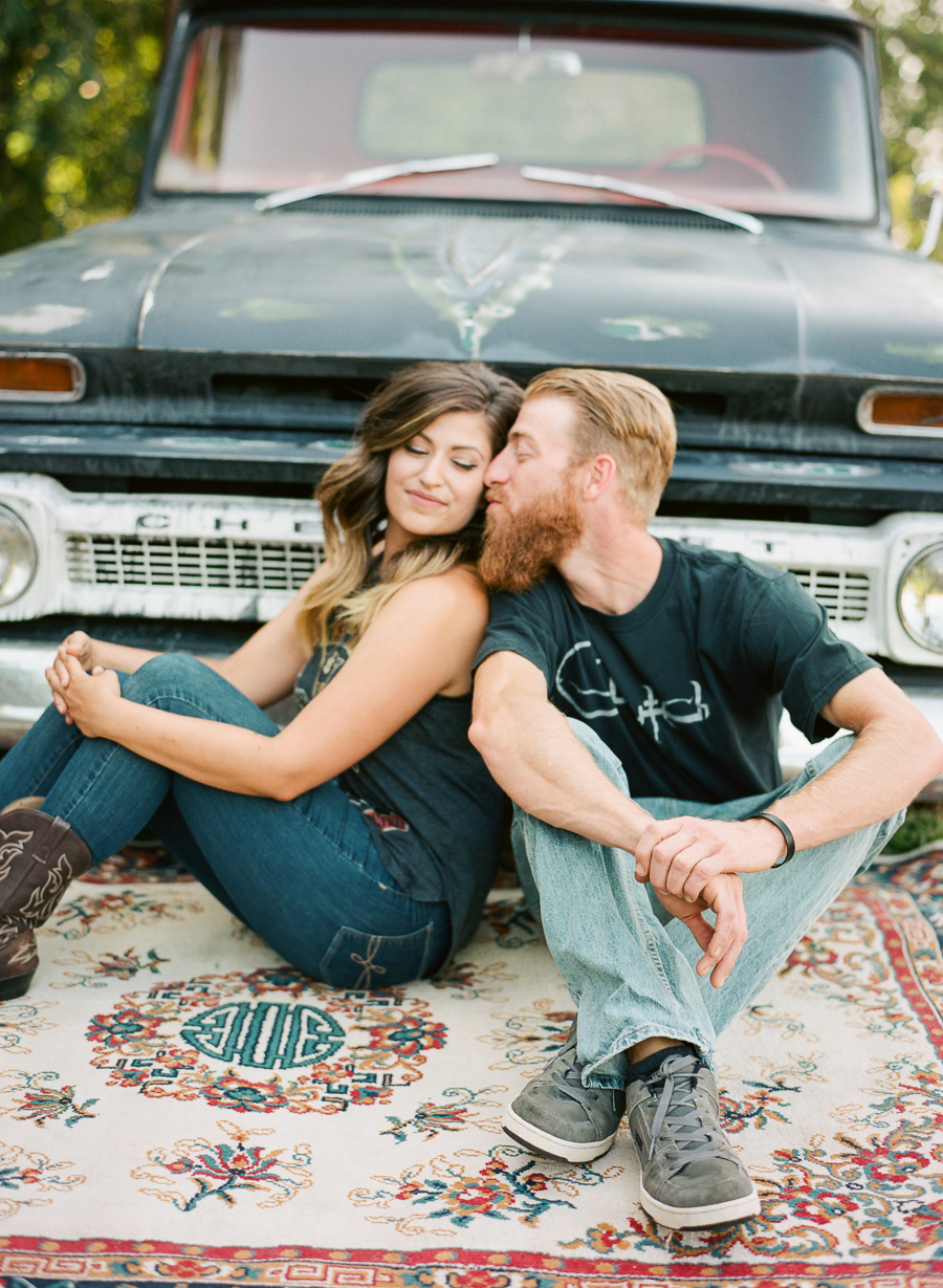 greensboro-farm-engagement-session-17