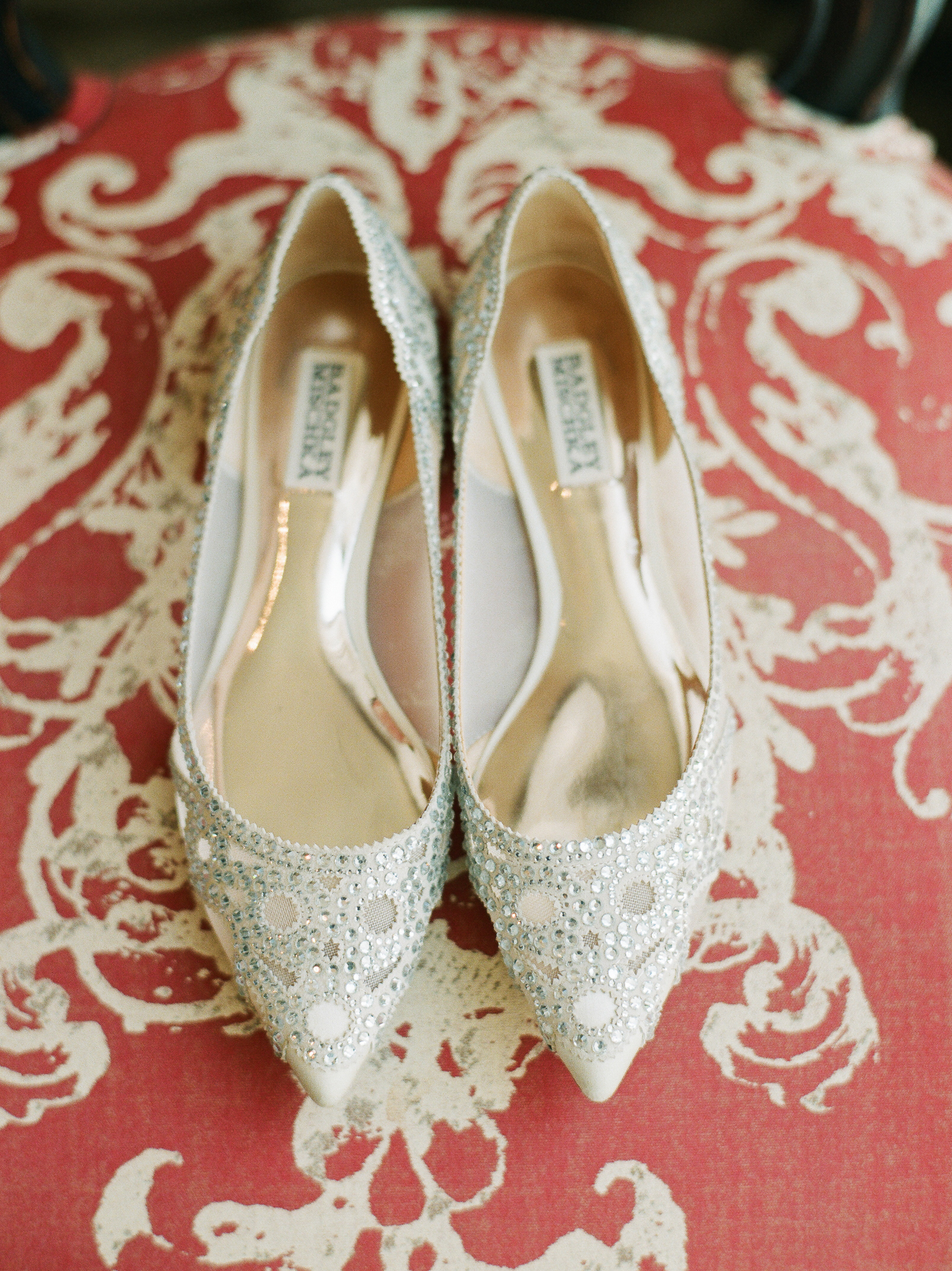 badgley mischka-wedding-day-shoes